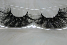 Load image into Gallery viewer, POW WOW LASH COLLECTION mink lashes
